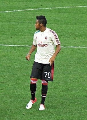 Em 2015, Robinho jogou no Guangzhou Evergrande, na China. Em 2016, atuou no Atlético Mineiro. Em 2018, foi para o Sivasspor, na Turquia. E em 2019, continuou no futebol turco, mas em outro clube: Basaksehir.  