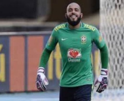 Em 2016, ele foi convocado por Tite para um amistoso da Seleção Brasileira contra a Colômbia. 