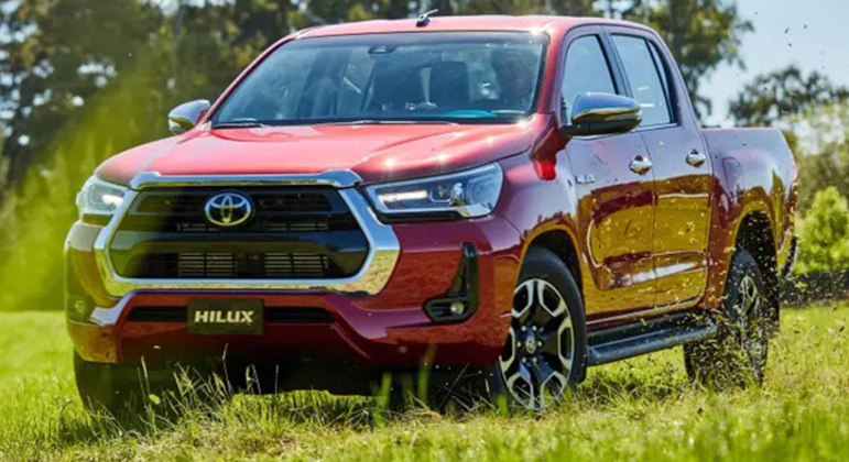 Outras versões contam com propulsor 2.8 litros turbodiesel de 204 cv