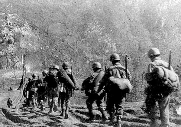 Em novembro de 1944, a força brasileira foi enviada para o vale do Rio Reno, que tinha à frente a montanha dominada pelas forças nazistas. O avanço para Bolonha era difícil porque os alemães tinham pontos de observação privilegiados.  