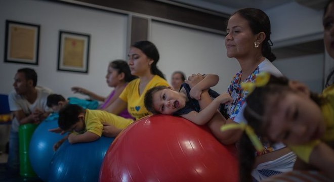 Com o surto do vírus da zika em 2016, um dos aspectos que logo chamou a atenção de Susana López foi 'que havia transmissão vertical entre mãe e filho e que a infecção nos fetos resultava em malformações como microcefalia'
