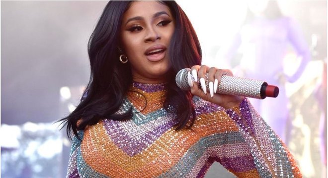 Em vídeo viral no Instagram, a estrela americana de hip-hop Cardi B disse que os comentários do Instagram fazem mal para a saúde mental, e não o número de 'curtidas'