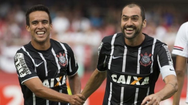 Em vitória do Corinthians no Paulistão, o gol da equipe foi marcado por Danilo, que aplicou a lei do ex.