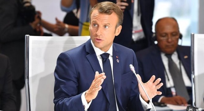 Bolsonaro acusou Macron de tratar o Brasil como 'colônia ou terra de ninguém'