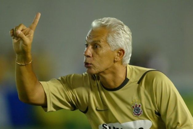 Emerson Leão - Agosto de 2006 a março de 2007 - 46 jogos/22 vitórias/13 empates/11 derrotas - 57,25% de aproveitamento