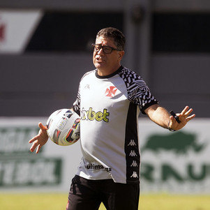 Emílio Faro, interino do Vasco