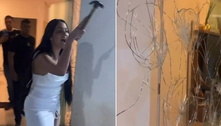Emily Garcia invade casa do ex com martelo na mão e provoca: 'Não me arrependo, faria de novo'