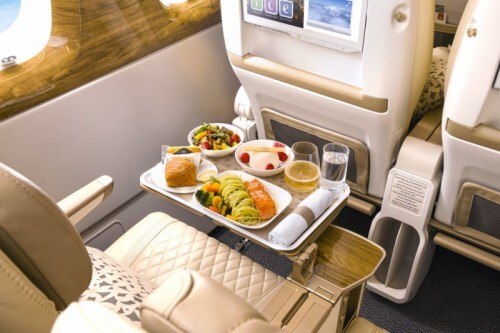 Emirates: espumante vintage exclusivo na classe Premium Economy
