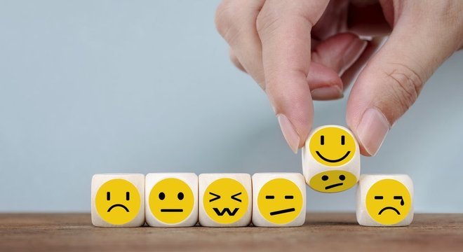 Nos países em desenvolvimento, a idade mais infeliz é 48,2 