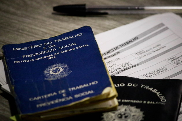 infojobs.com.br — Oferece vagas de acordo com o perfil do candidato. Atualmente, estão disponíveis 197 mil oportunidades na plataforma