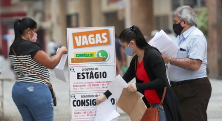 Número de brasileiros em busca por trabalho aumentou 0,9 ponto percentual no 1º trimestre