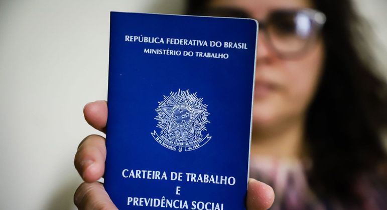 Brasil tem 14,8 milhões de desempregados, maior marca desde início da PNAD, em 2012