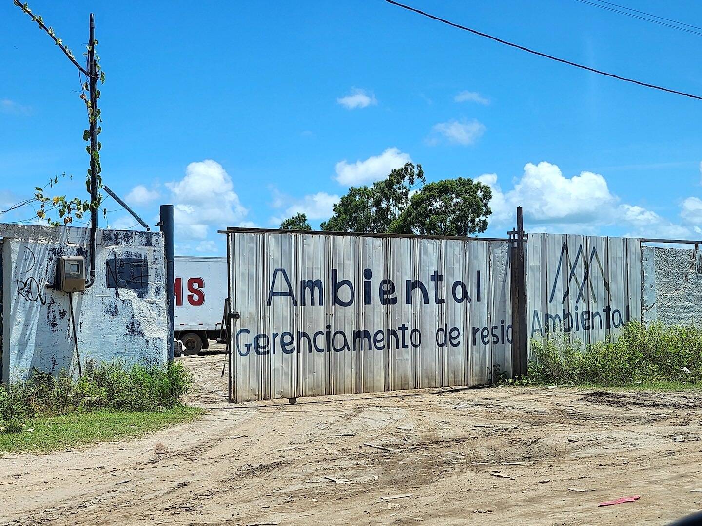 Empresa pretendia receber 600 mil toneladas de lixo da Itália (Tony Chastinet/RecordTV)