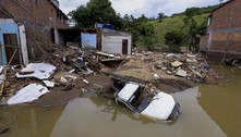 Sobe para 25 o número de mortos por chuvas no sul da Bahia