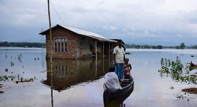 Chuvas fortes e enchentes castigam a Índia há mais de uma semana