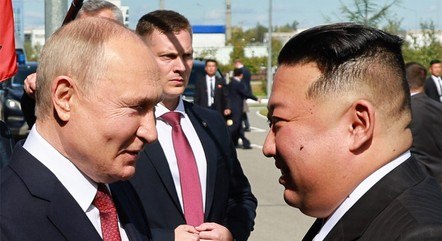 Kim Jong-un e Vladimir Putin se encontraram em base de lançamento de foguetes na Rússia