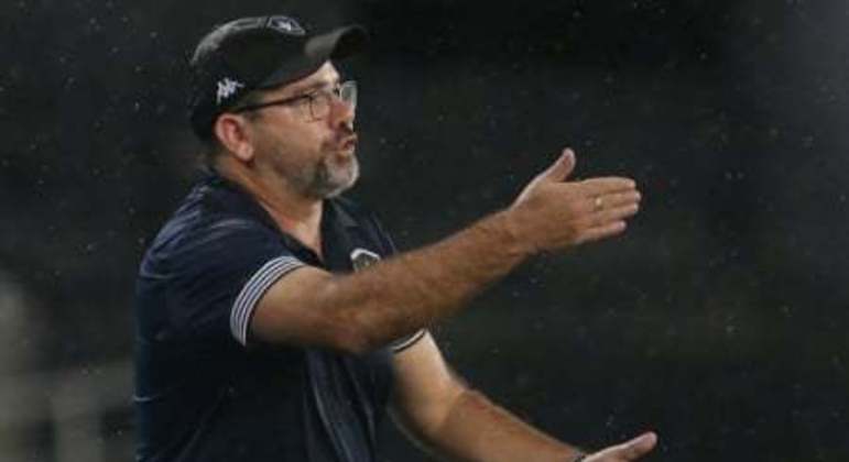 Enderson Moreira