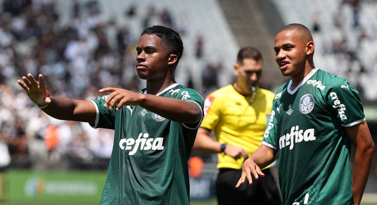Em casa, Corinthians vê Endrick brilhar e dar título ao Palmeiras ...