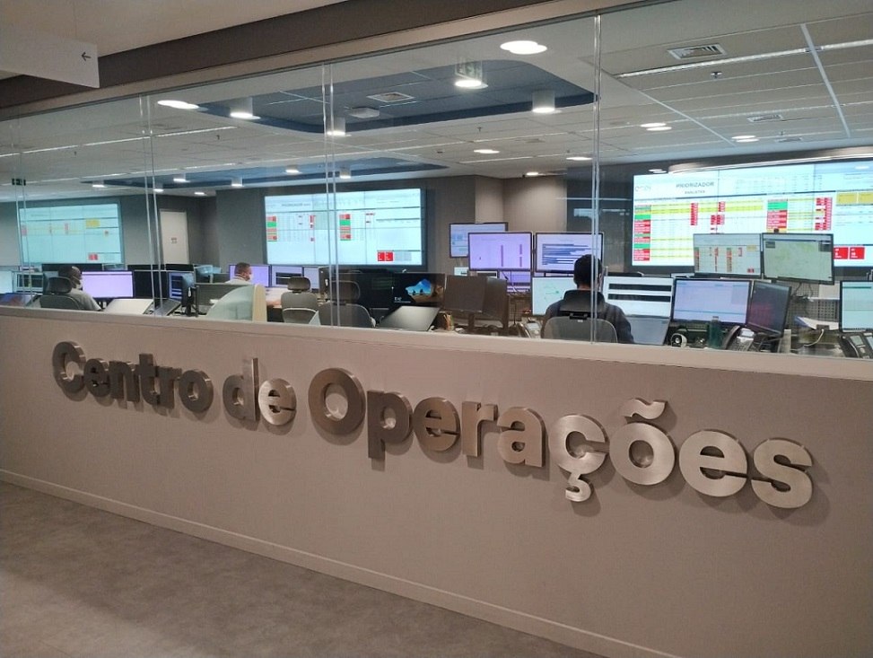 Supervisão das redes de 24 cidades paulistas é feita no novo Centro de Operações