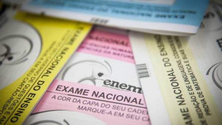 O Enem tornou-se uma das principais portas de entrada para a educação superior no Brasil, por meio do Sisu (Sistema de Seleção Unificada) e de iniciativas como o Prouni (Programa Universidade para Todos). Instituições de ensino públicas e privadas utilizam o Enem para selecionar estudantes. Os resultados individuais também podem ser usados nos processos seletivos de instituições portuguesas que têm convênio com o Inep para aceitar as notas do exame
