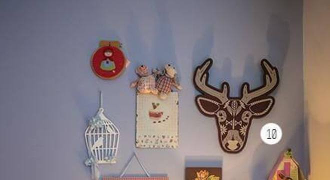 Enfeites para quadros decorativos em quarto de casal