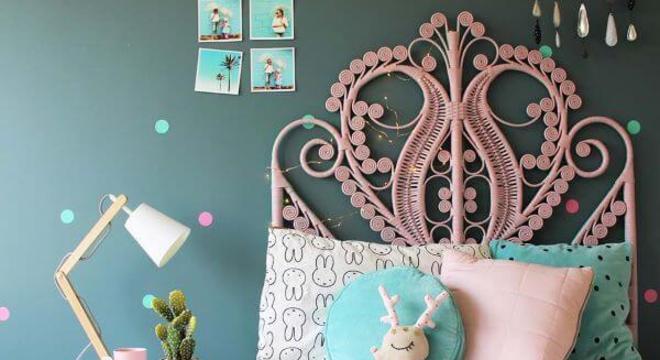 Enfeites para quarto feminino com abajur e cactos