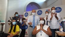 Primeira vacinada na Bahia, enfermeira é internada com covid 