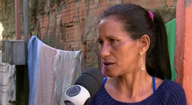 Lílian se emociona ao falar da situação do irmão