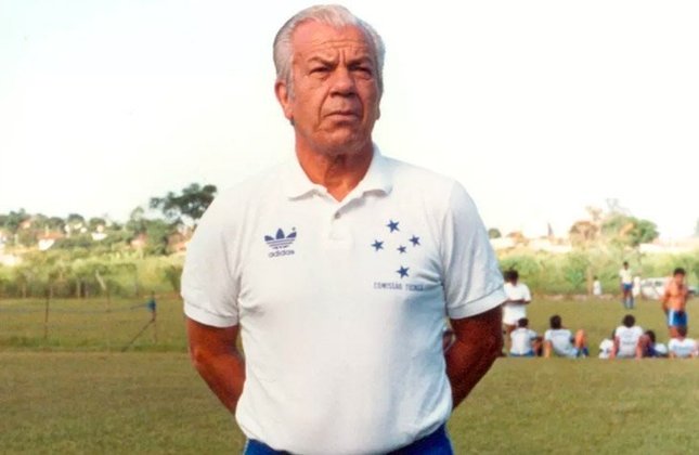 Ênio Andrade: três títulos - 1979 (Internacional), 1981 (Grêmio) e 1985 (Coritiba)
