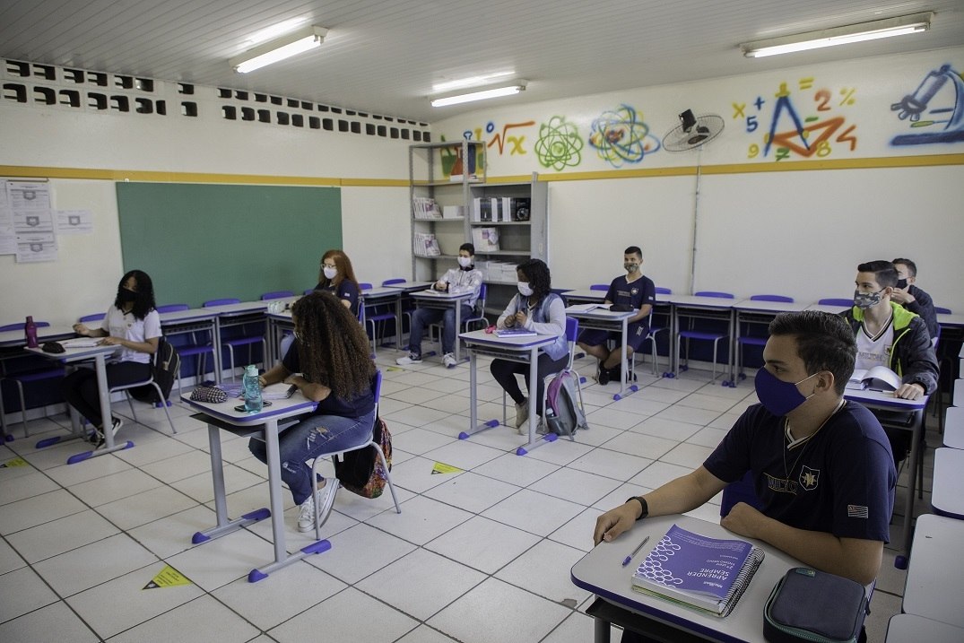 Game famoso é usado em atividade escolar para alunos em quarentena -  Notícias - R7 Educação