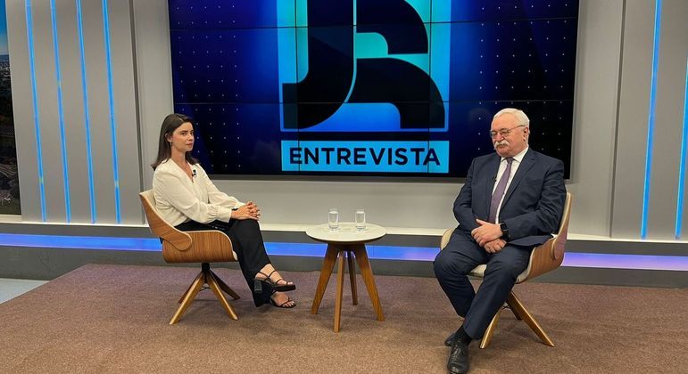 Entrevista do embaixador da Rússia, Alexey Labetskiy, para JR Entrevista 