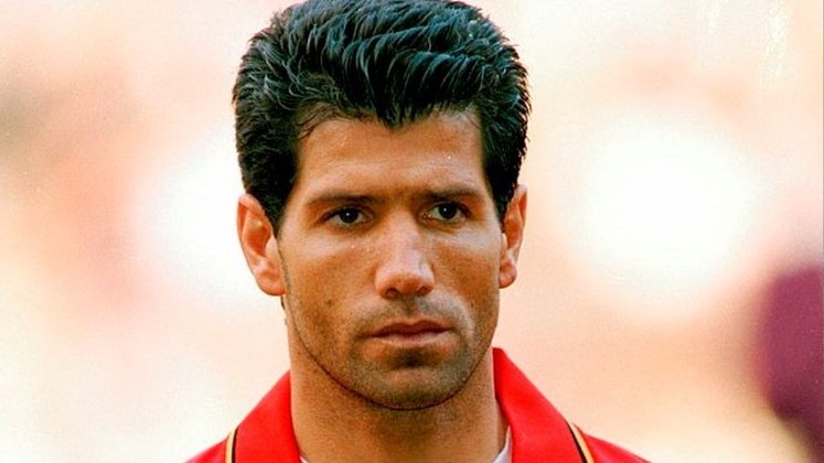 Enzo Scifo (Bélgica): 4 Copas do Mundo (1982, 1986, 1990 e 1998).