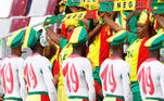 Torcida do Senegal 'veste a camisa' de Famara Diédhiou antes da partida contra o Equador