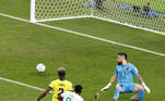 Dia leva perigo para o gol equatoriano