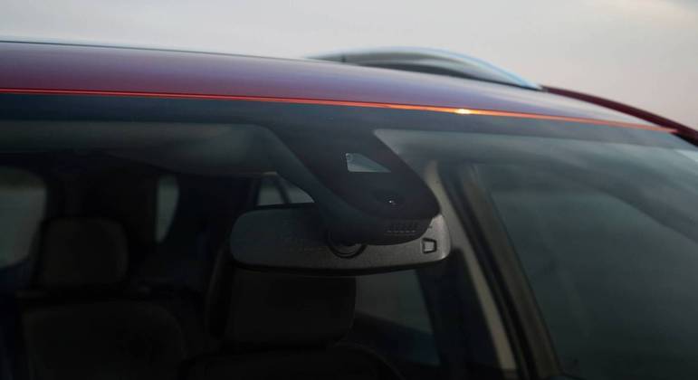 De série o Chevrolet Equinox é equipado seis airbags, farois full-LED, sensor de ponto cego, entre outros