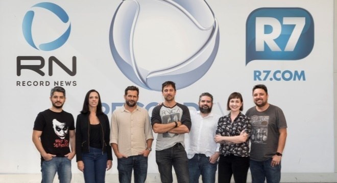 Equipe do Câmara Record, vencedora do prêmio Rei da Espanha de Jornalismo