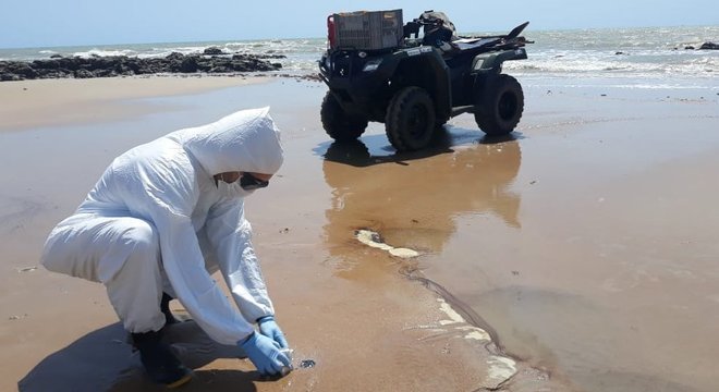 Equipe já identificou 112 localidades afetadas pelo óleo