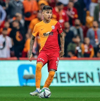Na temporada passada, porém, Pulgar atuou por empréstimo no Galatasaray, da Turquia