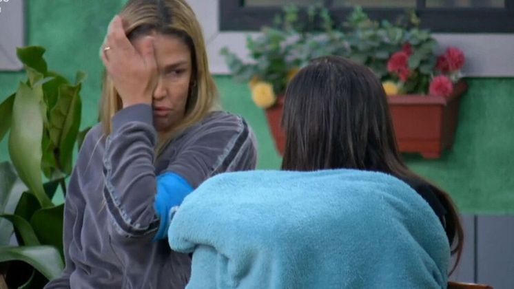 Durante uma conversa com Lary, Érika também teve seu 