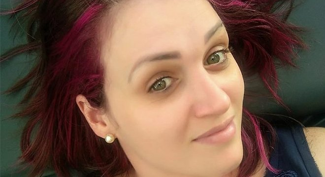 'Hoje jÃ¡ nÃ£o me sinto Ã  margem da sociedade como em 2013', diz Erika, demonstrando otimismo sobre conscientizaÃ§Ã£o em relaÃ§Ã£o Ã  doenÃ§a