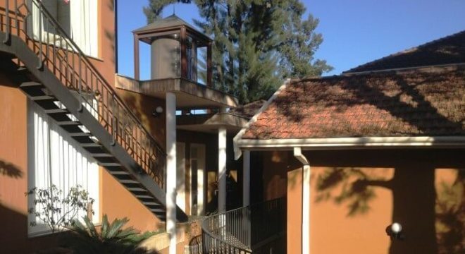 Escada de ferro externa Projeto de Paulo Vilela