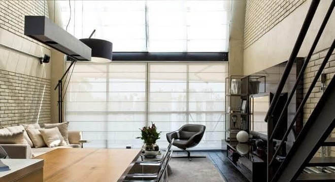 Escada de ferro preta Projeto de Arthur Decor