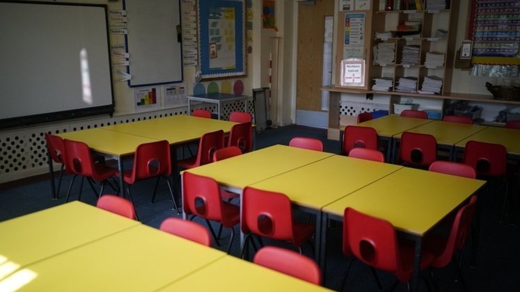 Escola de educação infantil vazia no Reino Unido