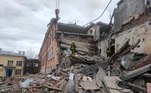 Escola é destruída na Ucrânia após ataque russo