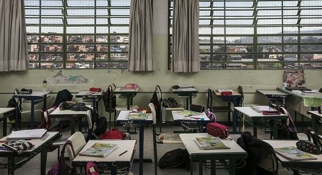 Volta às aulas acontece de forma opcional e de acordo com decisão de cada prefeitura