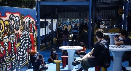 Estudo estima que 2,7 milhões deixaram a rede privada