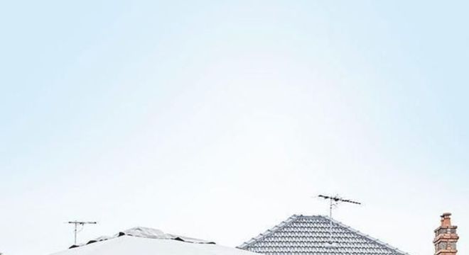 Escolha a melhor pedra para borda de piscina