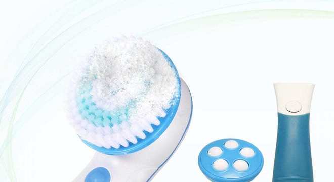 Escova de limpeza facial - benefícios, como usar, prós e contras