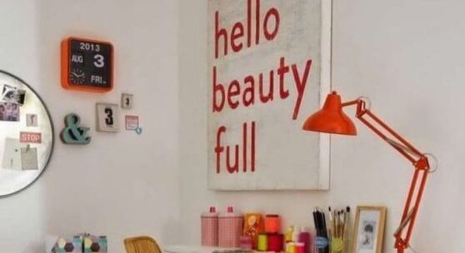 escrivaninha suspensa - escrivaninha afixada na parede 