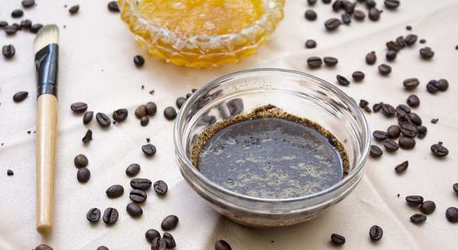 Esfoliação com café - benefícios, como fazer e receitas